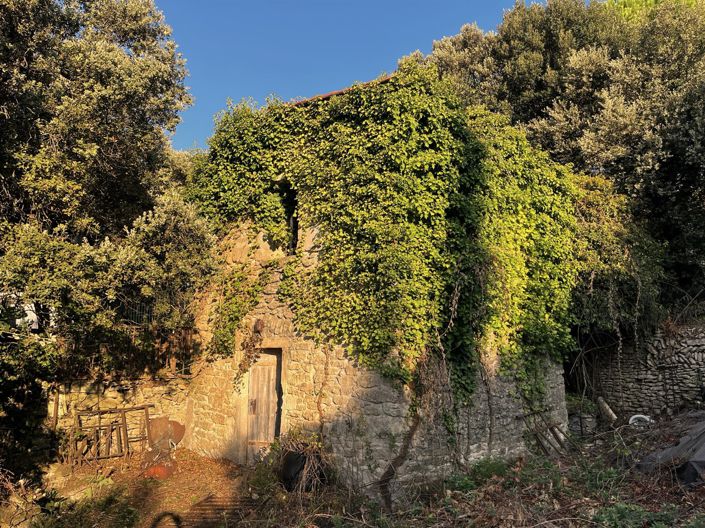 Image No.17-2 Bed House for sale