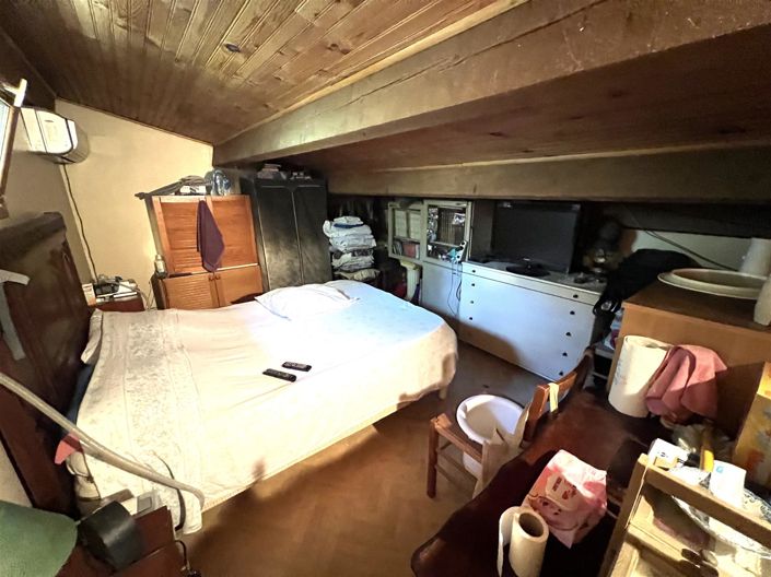 Image No.14-1 Bed House for sale