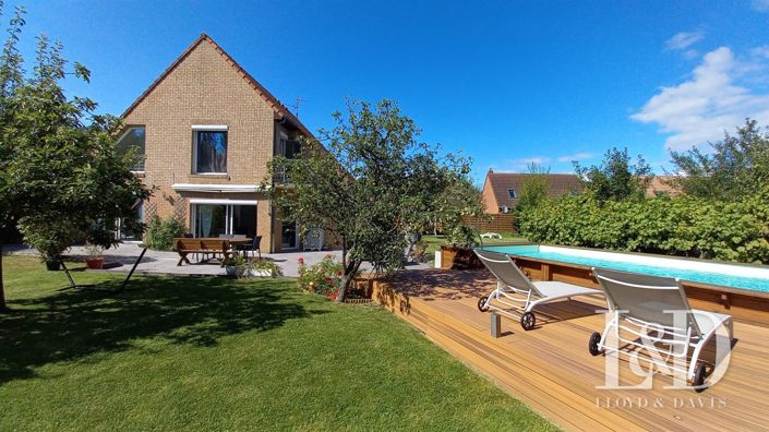 Image No.1-5 Bed House for sale