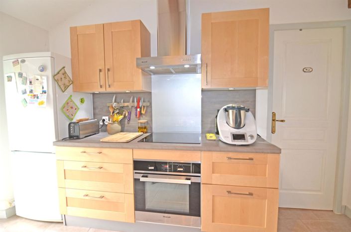 Image No.14-3 Bed House for sale