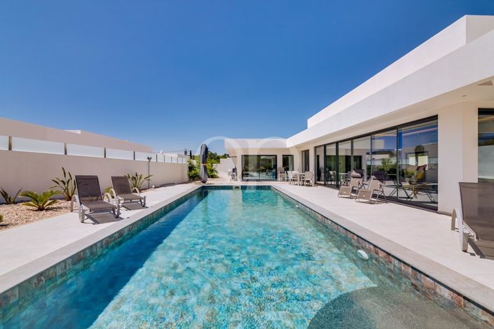 Image No.34-4 Bed House for sale