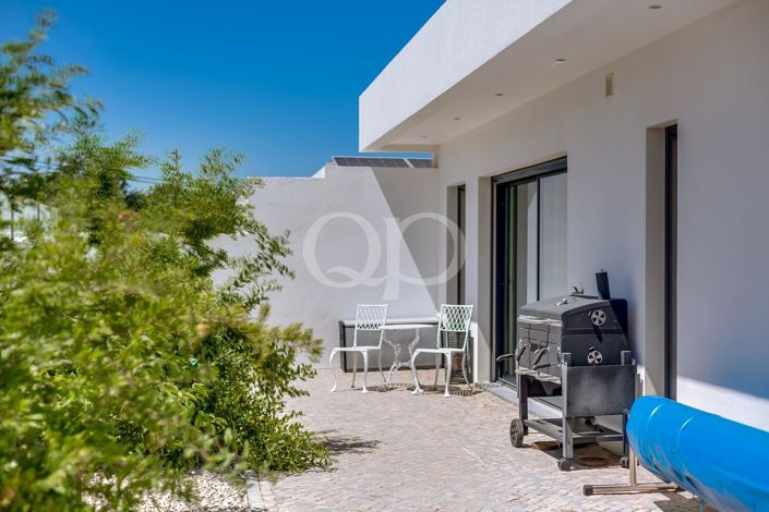 Image No.36-4 Bed House for sale