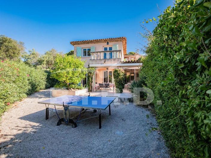 Image No.11-3 Bed House for sale