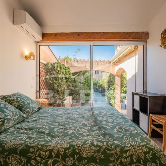 Image No.6-3 Bed House for sale