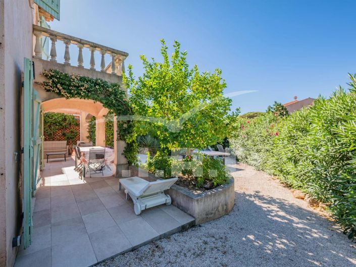 Image No.9-3 Bed House for sale