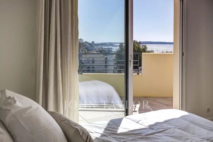 Image No.11-4 Bed Apartment for sale