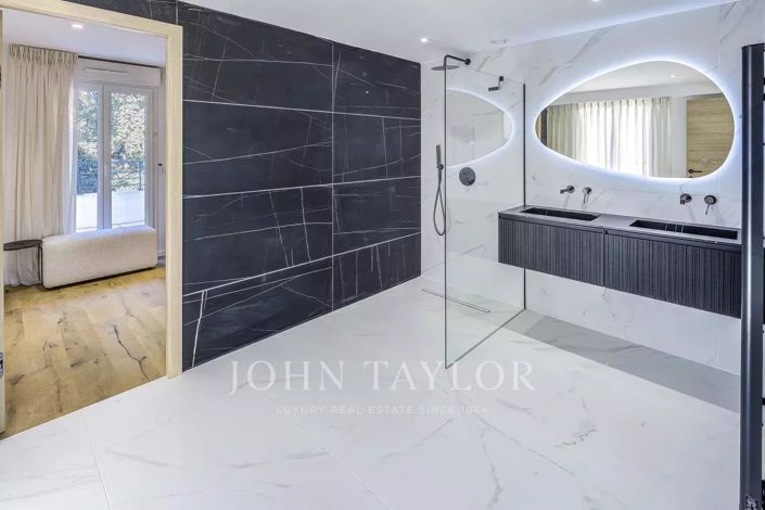 Image No.15-4 Bed Apartment for sale