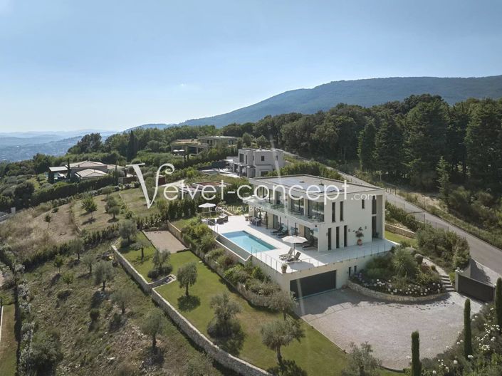 Image No.12-6 Bed House for sale