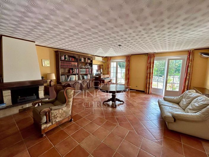 Image No.7-3 Bed House for sale