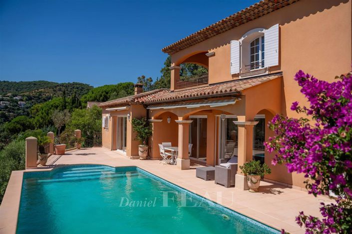 Image No.4-5 Bed House for sale