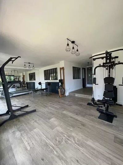 Image No.22-4 Bed House for sale