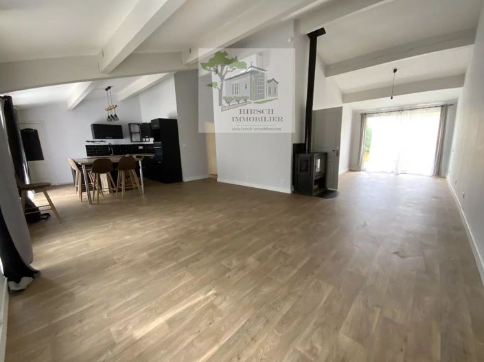 Image No.2-5 Bed House for sale