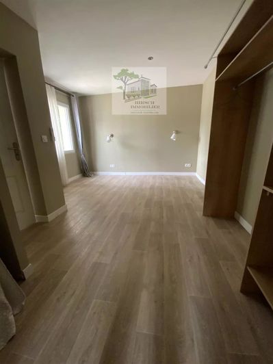 Image No.4-5 Bed House for sale