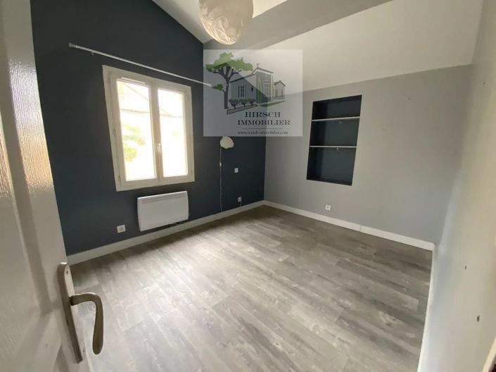 Image No.9-5 Bed House for sale