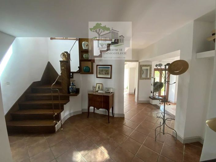 Image No.7-4 Bed House for sale