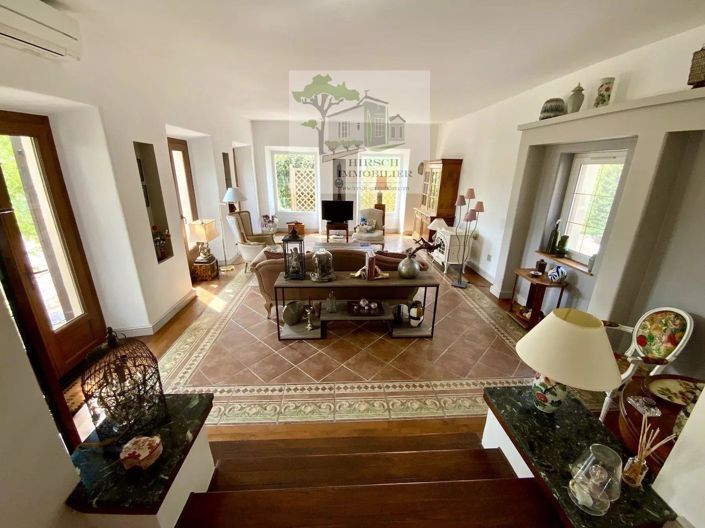 Image No.8-4 Bed House for sale