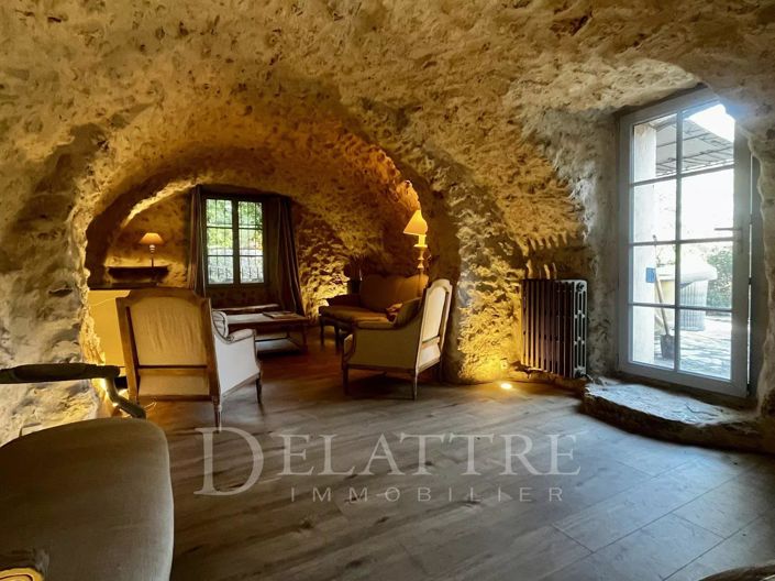 Image No.13-7 Bed House for sale