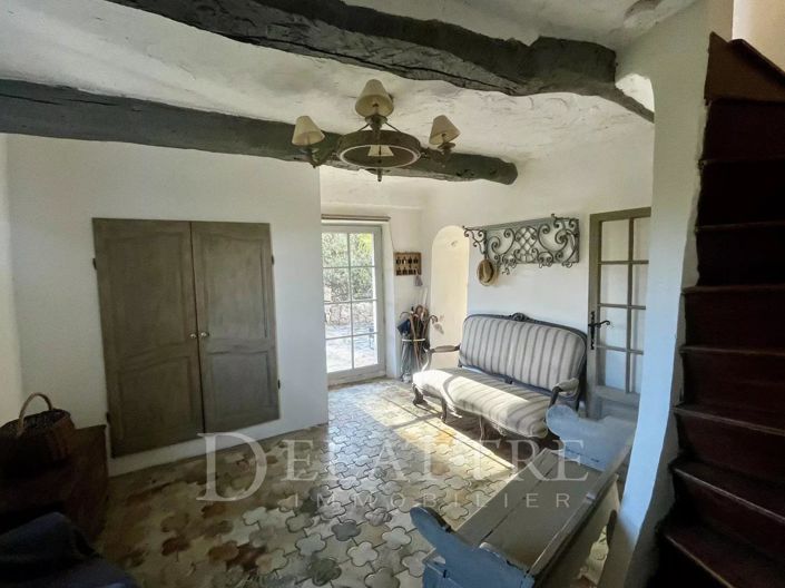 Image No.5-7 Bed House for sale