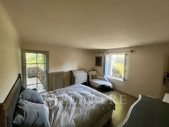 Image No.7-7 Bed House for sale