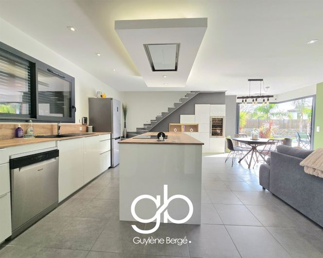 Image No.4-3 Bed House for sale