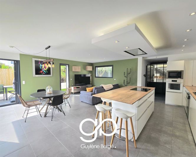 Image No.5-3 Bed House for sale