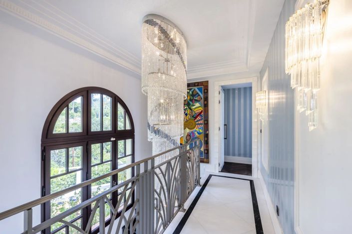 Image No.13-4 Bed House for sale