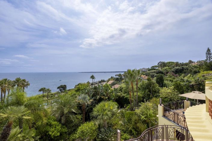 Image No.5-4 Bed House for sale