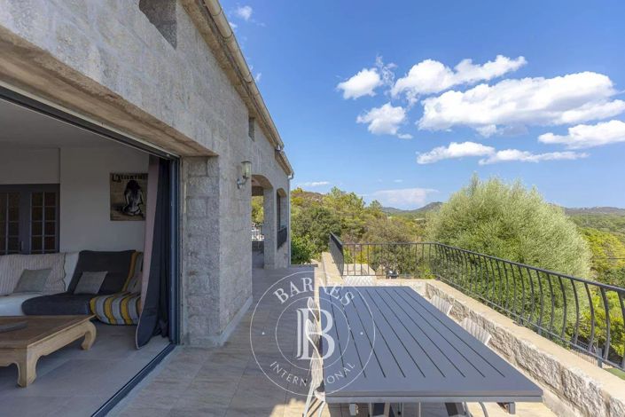 Image No.3-7 Bed House for sale