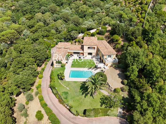 Image No.48-6 Bed House for sale