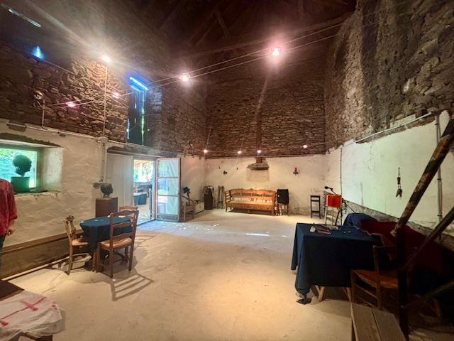 Image No.25-6 Bed House for sale