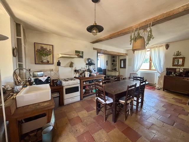 Image No.3-6 Bed House for sale