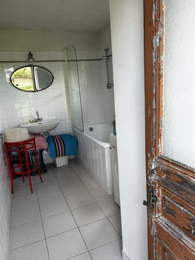 Image No.10-3 Bed House for sale