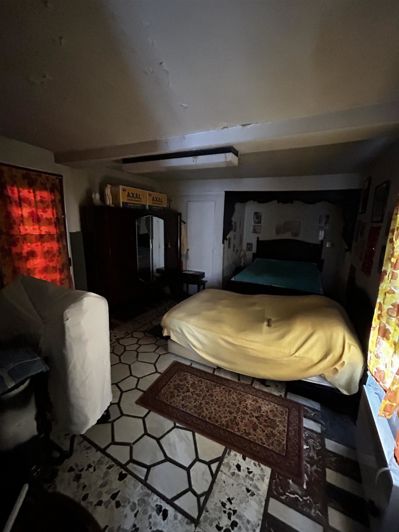 Image No.9-3 Bed House for sale