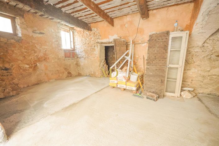 Image No.20-2 Bed Apartment for sale