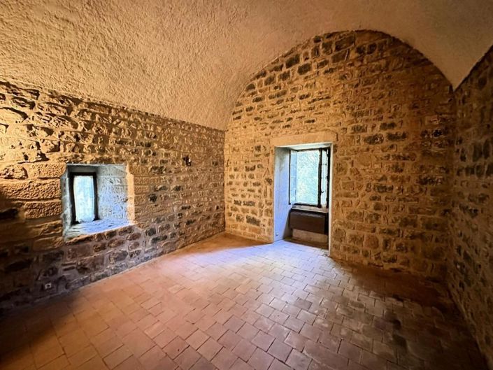 Image No.15-3 Bed House for sale