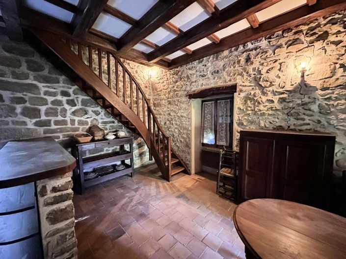 Image No.17-3 Bed House for sale