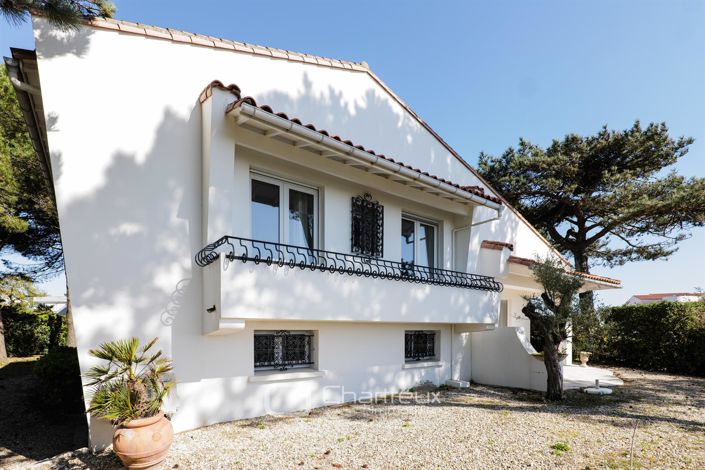 Image No.13-4 Bed House for sale