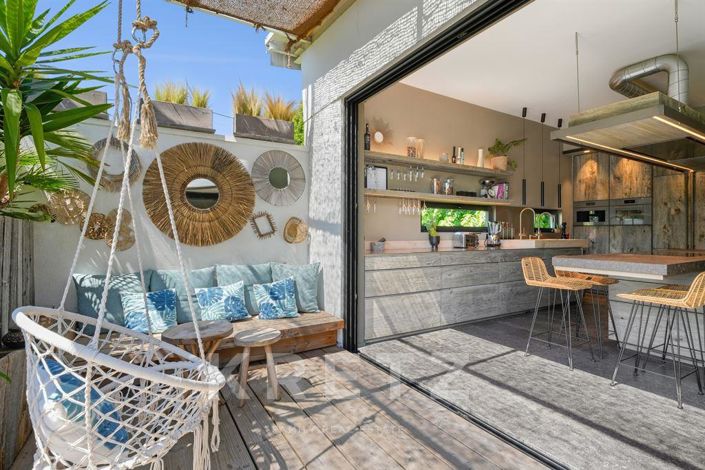 Image No.5-5 Bed House for sale