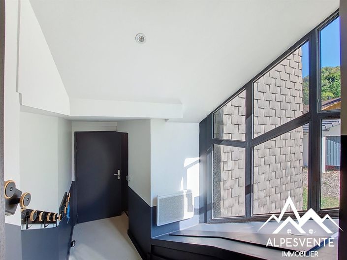 Image No.13-3 Bed Apartment for sale