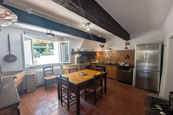 Image No.4-6 Bed House for sale