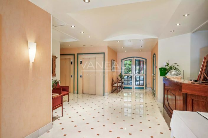 Image No.13-1 Bed Apartment for sale