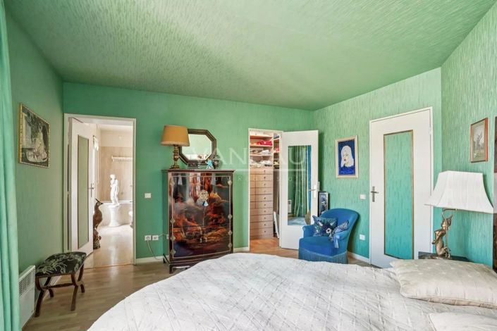 Image No.9-1 Bed Apartment for sale