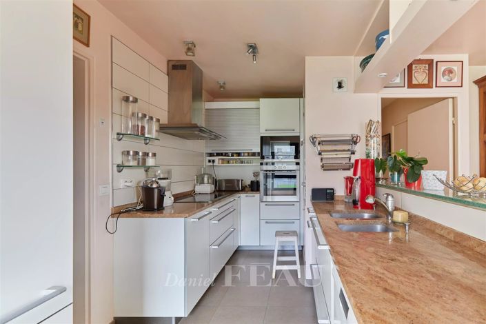 Image No.13-4 Bed Apartment for sale