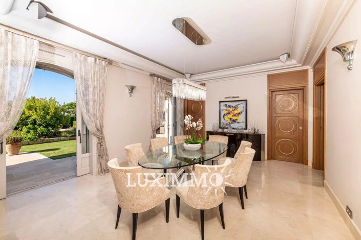 Image No.6-6 Bed House for sale