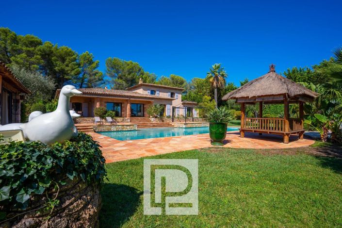 Image No.10-6 Bed House for sale