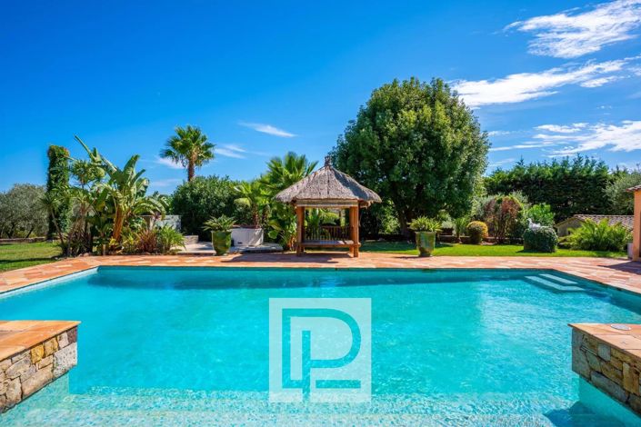 Image No.7-6 Bed House for sale