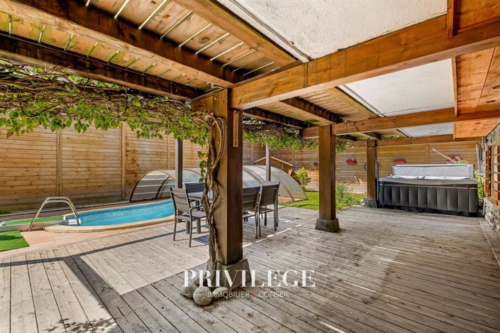 Image No.11-4 Bed House for sale