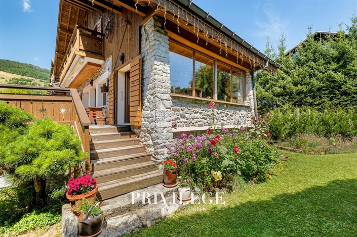 Image No.3-4 Bed House for sale