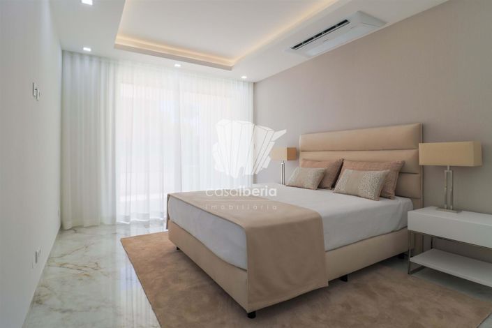 Image No.11-2 Bed Apartment for sale