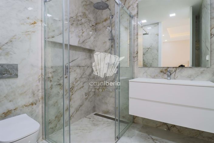 Image No.15-2 Bed Apartment for sale